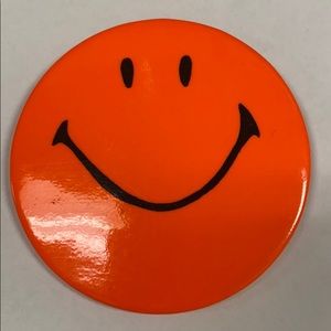 “Rare” Vintage orange 1970s Happy Face face pin 😊